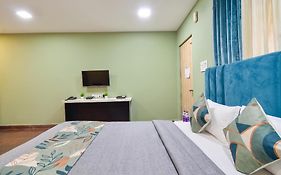 Fabhotel Silver Oak